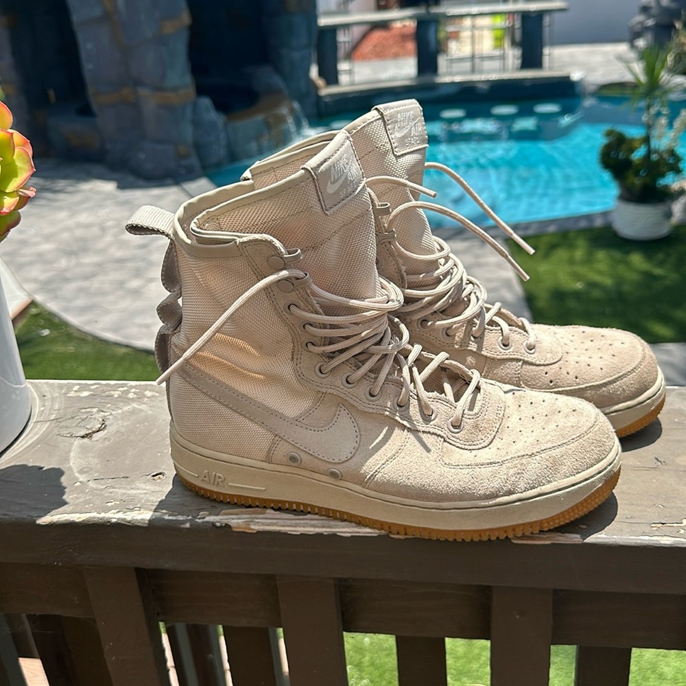 Nike high tops